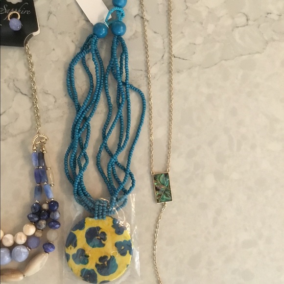 🔥 SALE NWT - Lot of 4 necklaces - Picture 5 of 5